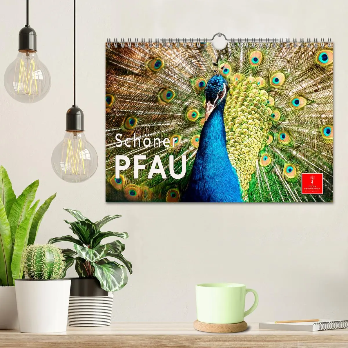 Bild: 9783457574423 | Schöner Pfau (Wandkalender 2026 DIN A4 quer), CALVENDO Monatskalender