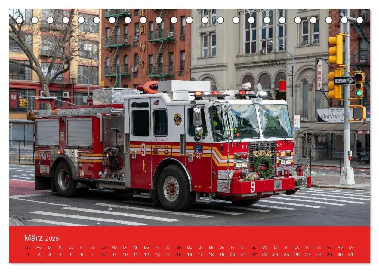 Bild: 9783516735123 | Feuerwehr New York - Heart of the City (Tischkalender 2026 DIN A5...