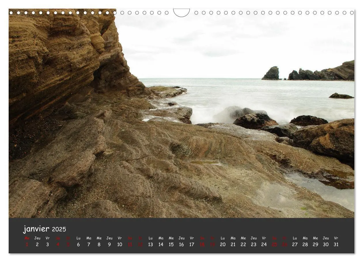 Bild: 9781325936823 | Le Cap d'Agde - Terre volcanique (Calendrier mural 2025 DIN A3...