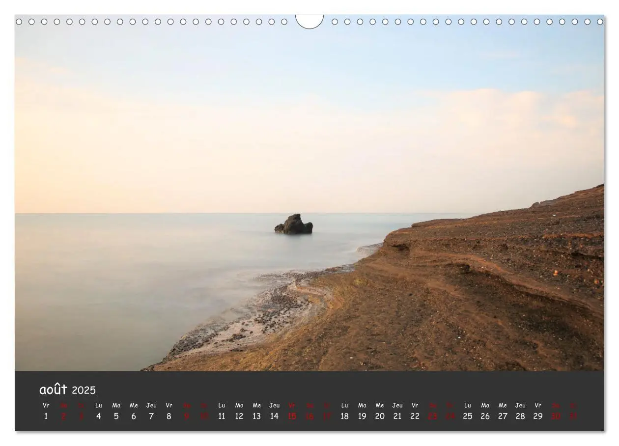 Bild: 9781325936823 | Le Cap d'Agde - Terre volcanique (Calendrier mural 2025 DIN A3...