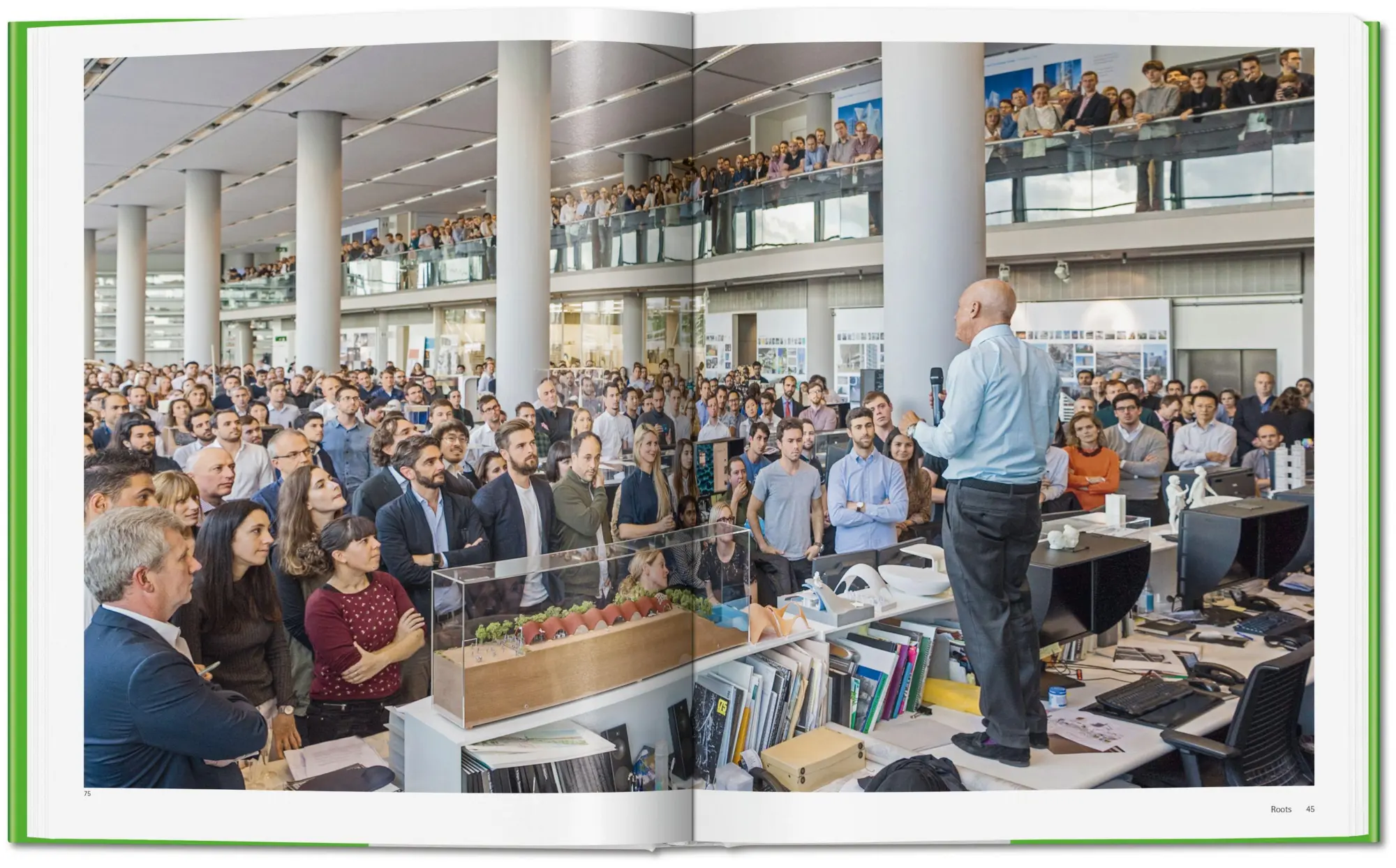 Bild: 9783754406823 | Norman Foster | Networks | Norman Foster | Buch | 368 S. | Englisch