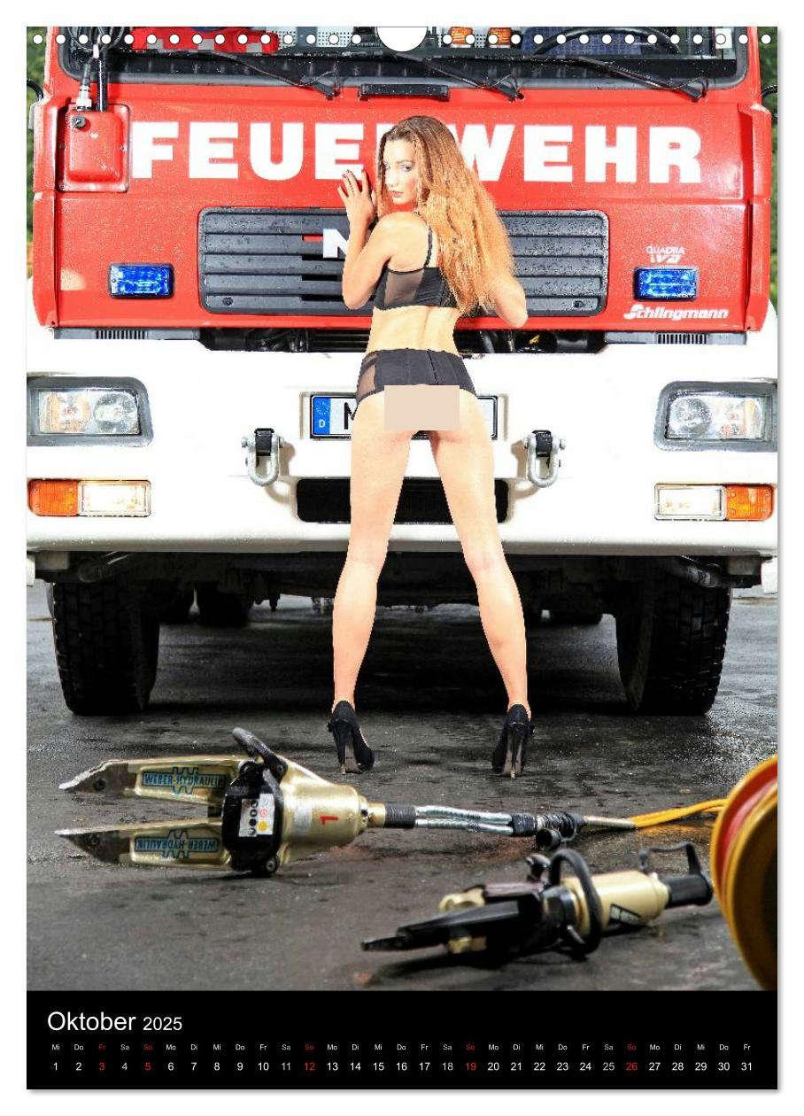 Bild: 9783457078723 | Feuerwehrkalender - Erotische Fotografien von Thomas Siepmann...