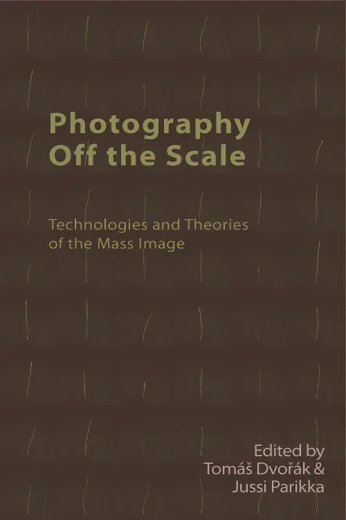 Cover: 9781474478823 | Photography off the Scale | Jussi Parikka (u. a.) | Taschenbuch | 2021