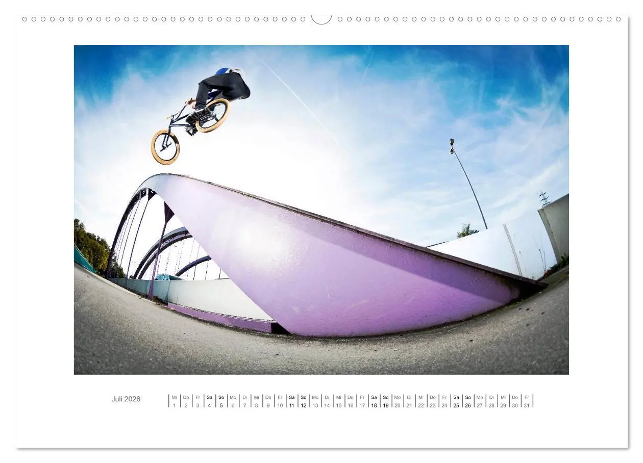 Bild: 9783516019223 | fullbmxcrmo4130 - bmx fotografie von tim korbmacher (Wandkalender...