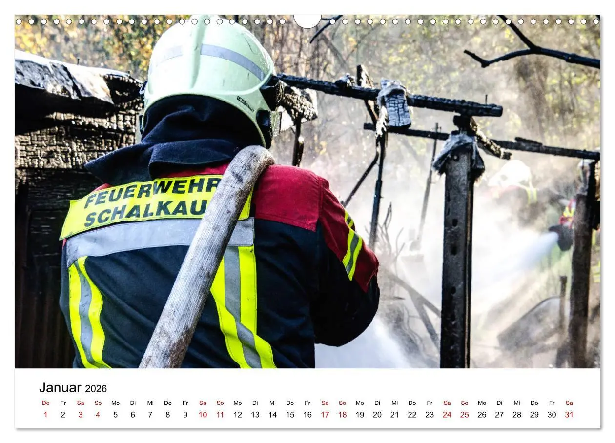 Bild: 9783457690024 | FEUERWEHR IM EINSATZ (Wandkalender 2026 DIN A3 quer), CALVENDO...