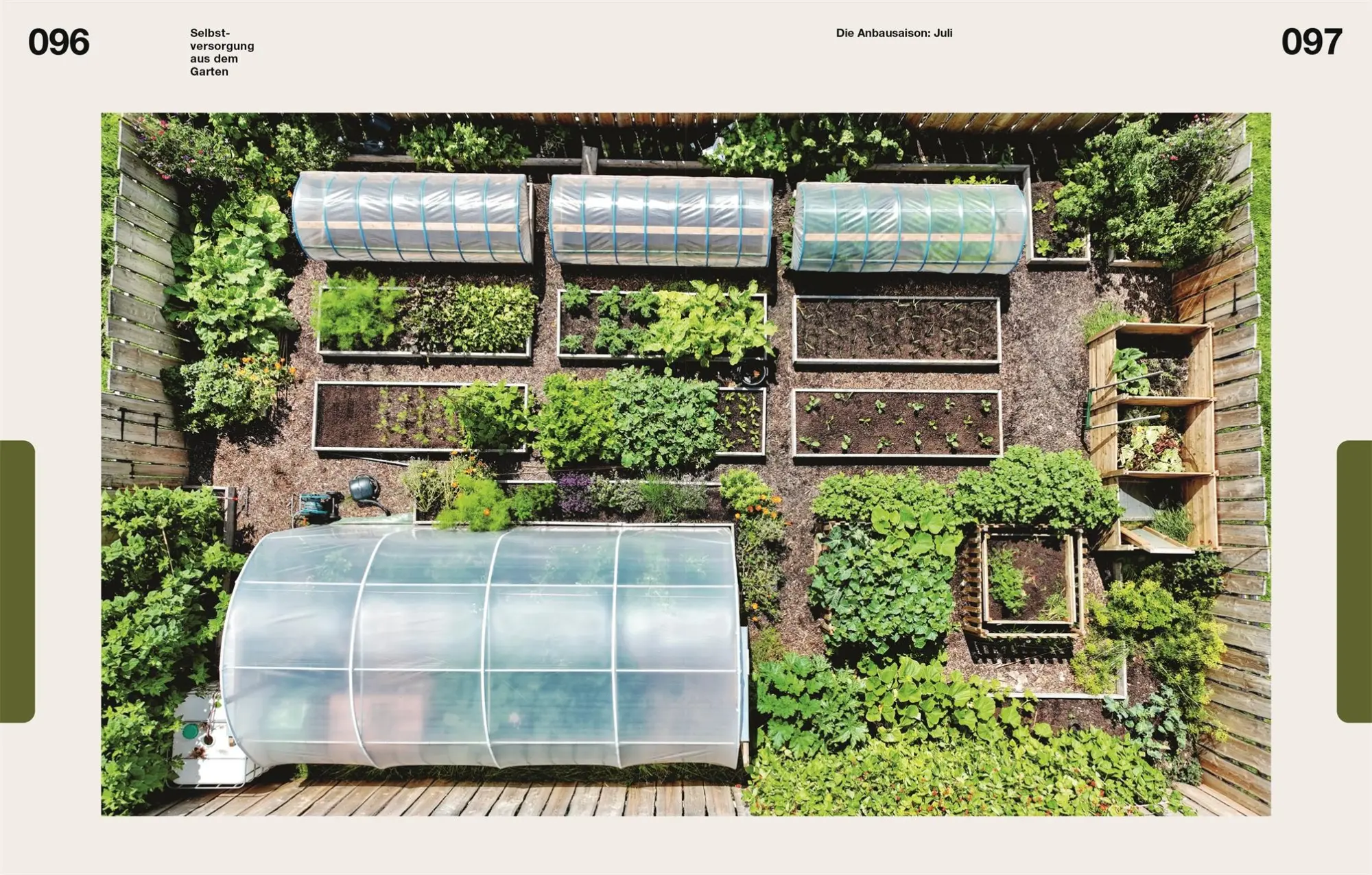 Bild: 9783831050024 | Selbstversorgung aus dem Garten | Huw Richards (u. a.) | Buch | 224 S.