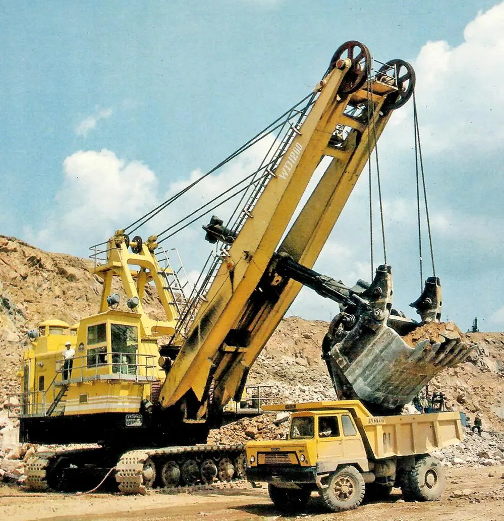 Bild: 9783751611824 | Jahrbuch Baumaschinen 2026 | Taschenbuch | 144 S. | Deutsch | 2025