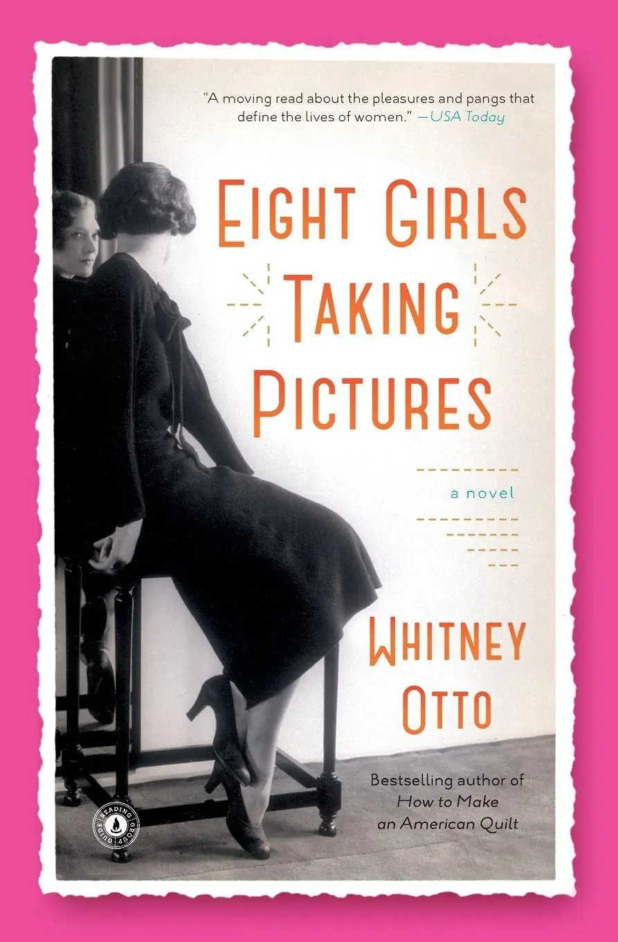 Cover: 9781451682724 | Eight Girls Taking Pictures | Whitney Otto | Taschenbuch | No Series