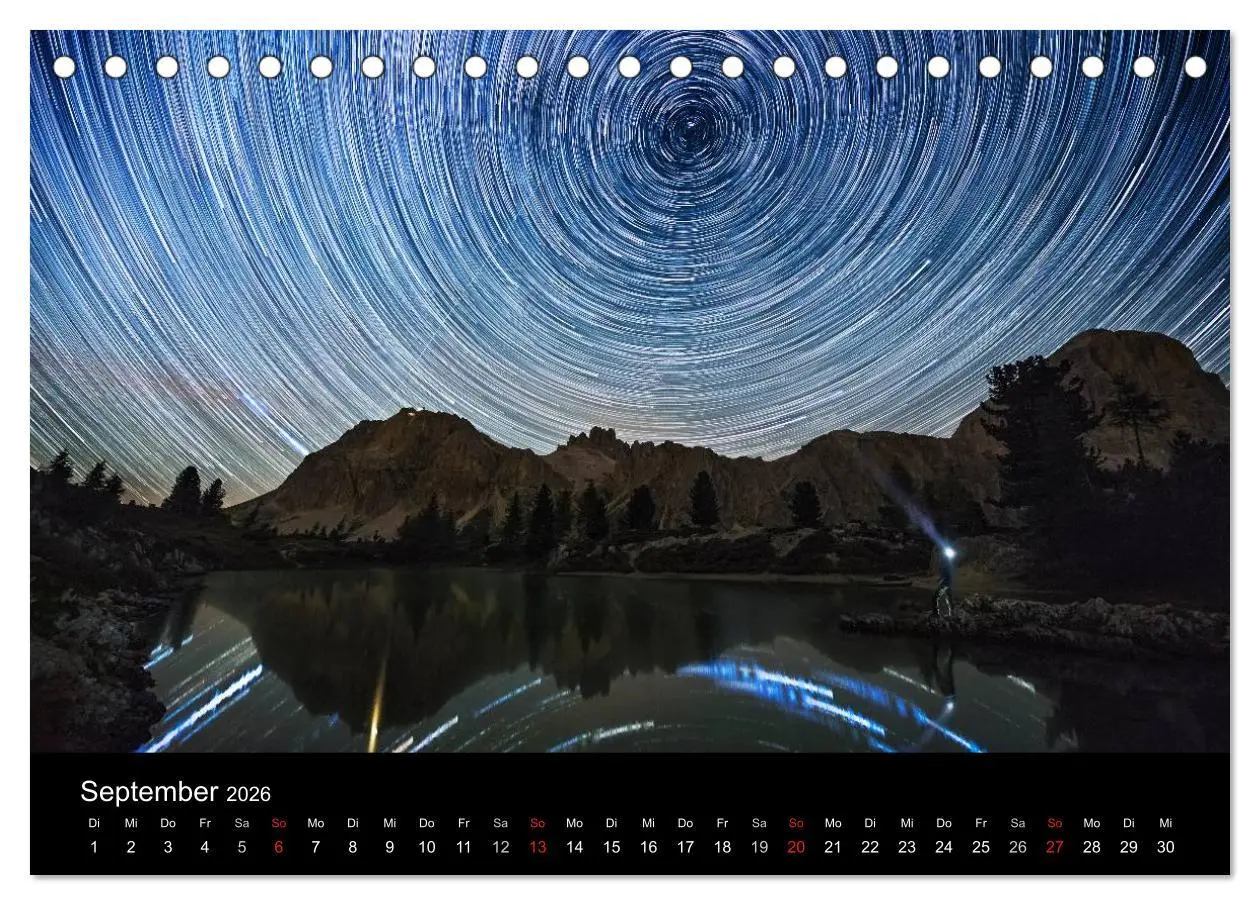 Bild: 9783516024524 | Sternensucher - Landschaft unter Sternen (Tischkalender 2026 DIN A5...