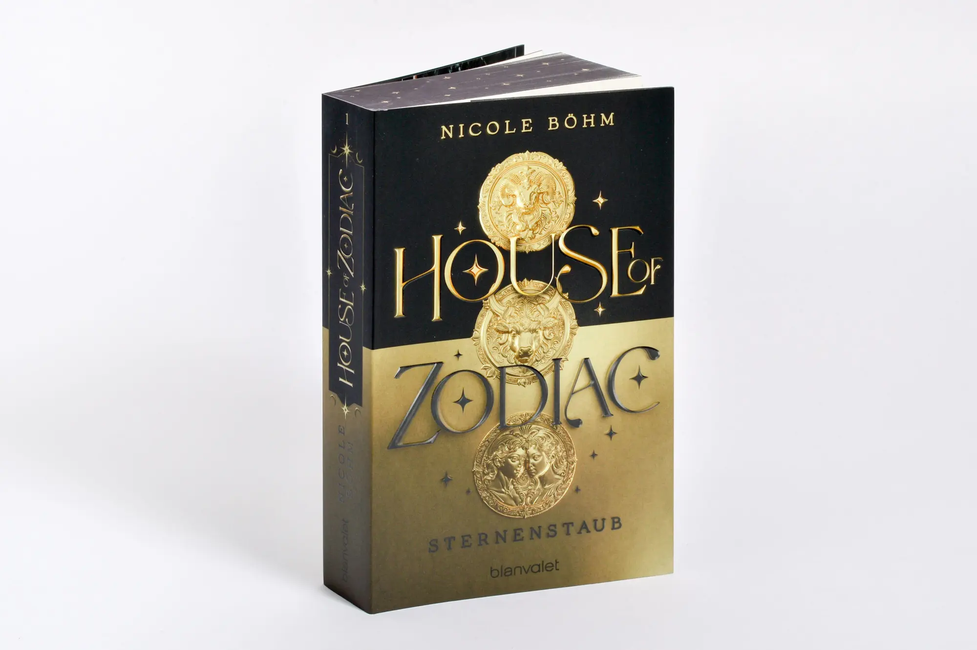 Bild: 9783734114724 | House of Zodiac - Sternenstaub | Nicole Böhm | Taschenbuch | 576 S.
