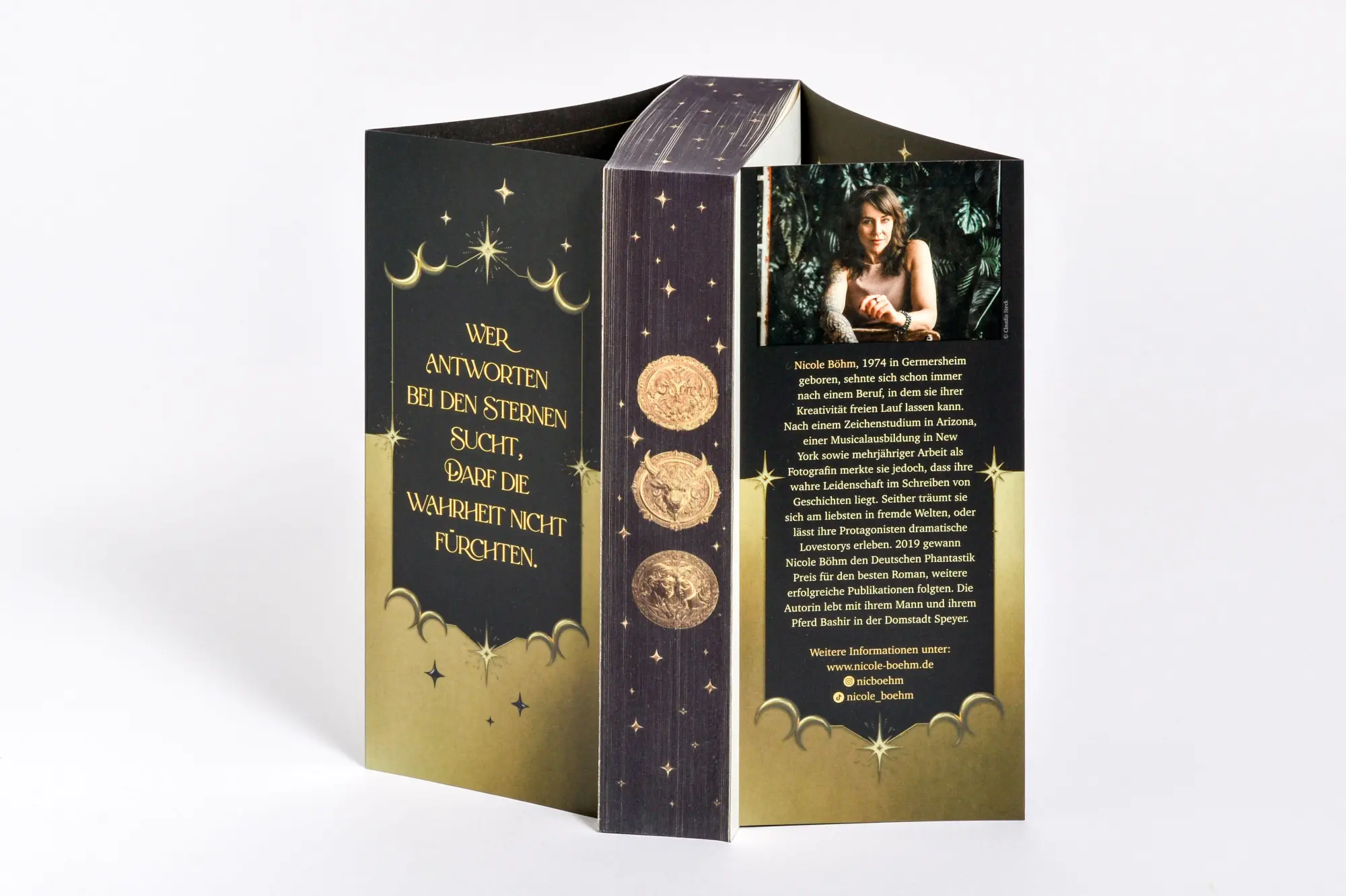 Bild: 9783734114724 | House of Zodiac - Sternenstaub | Nicole Böhm | Taschenbuch | 576 S.