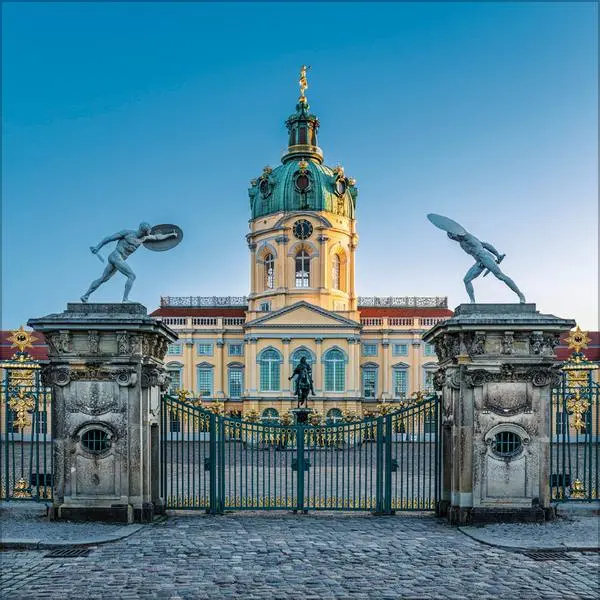Bild: 9783731886624 | Berlin 2026 | Broschürenkalender mit Ferienterminen | Verlag Korsch