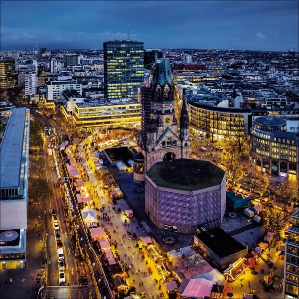 Bild: 9783731886624 | Berlin 2026 | Broschürenkalender mit Ferienterminen | Verlag Korsch