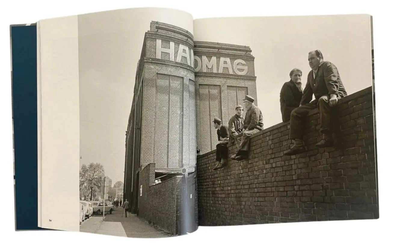Bild: 9783777447124 | Menschenbilder Zeitgeschichte | Der Fotograf Joachim Giesel | Buch