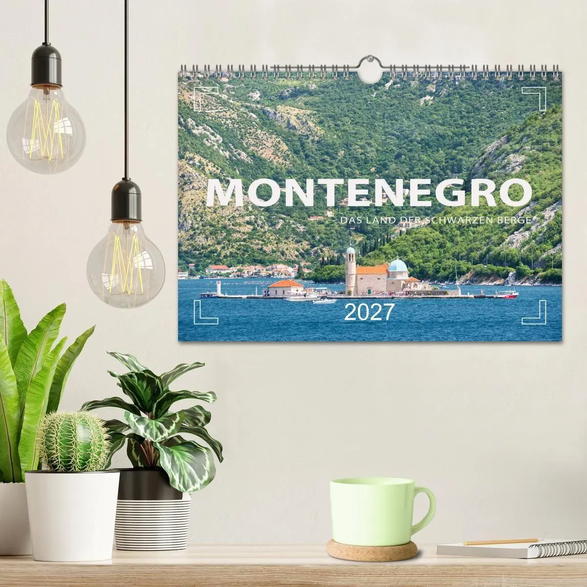Bild: 9783569278424 | Montenegro - Das Land der schwarzen Berge (Wandkalender 2027 DIN A4...
