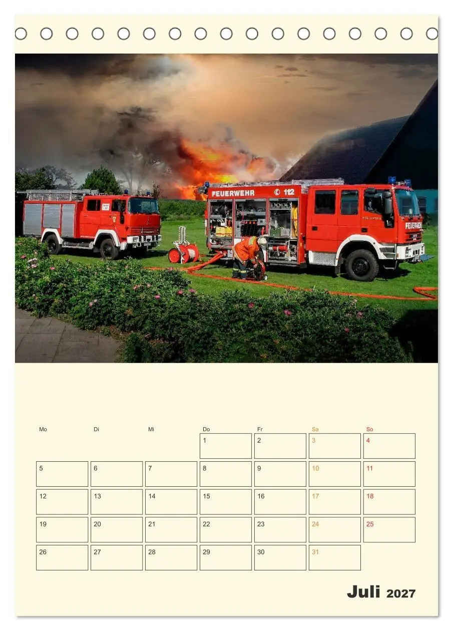 Bild: 9783569349124 | Feuerwehr - der Kalender (Tischkalender 2027 DIN A5 hoch), CALVENDO...