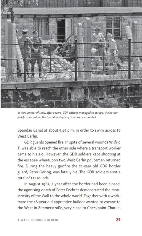 Bild: 9783814802725 | The Berlin Wall | Division of a City | Thomas Flemming | Taschenbuch