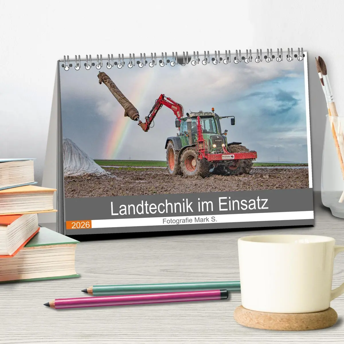 Bild: 9783457663325 | Landtechnik im Einsatz (Tischkalender 2026 DIN A5 quer), CALVENDO...