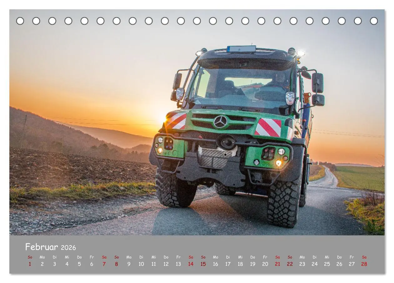 Bild: 9783457663325 | Landtechnik im Einsatz (Tischkalender 2026 DIN A5 quer), CALVENDO...