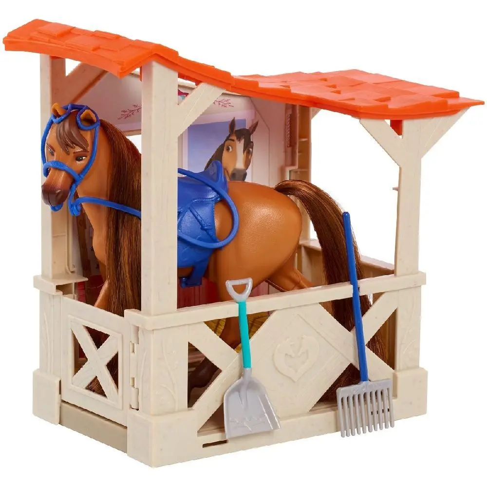 Bild: 886144393525 | Spirit Horse &amp; Stable Accessory Set | In Kartonage | JPL39352 | 2024