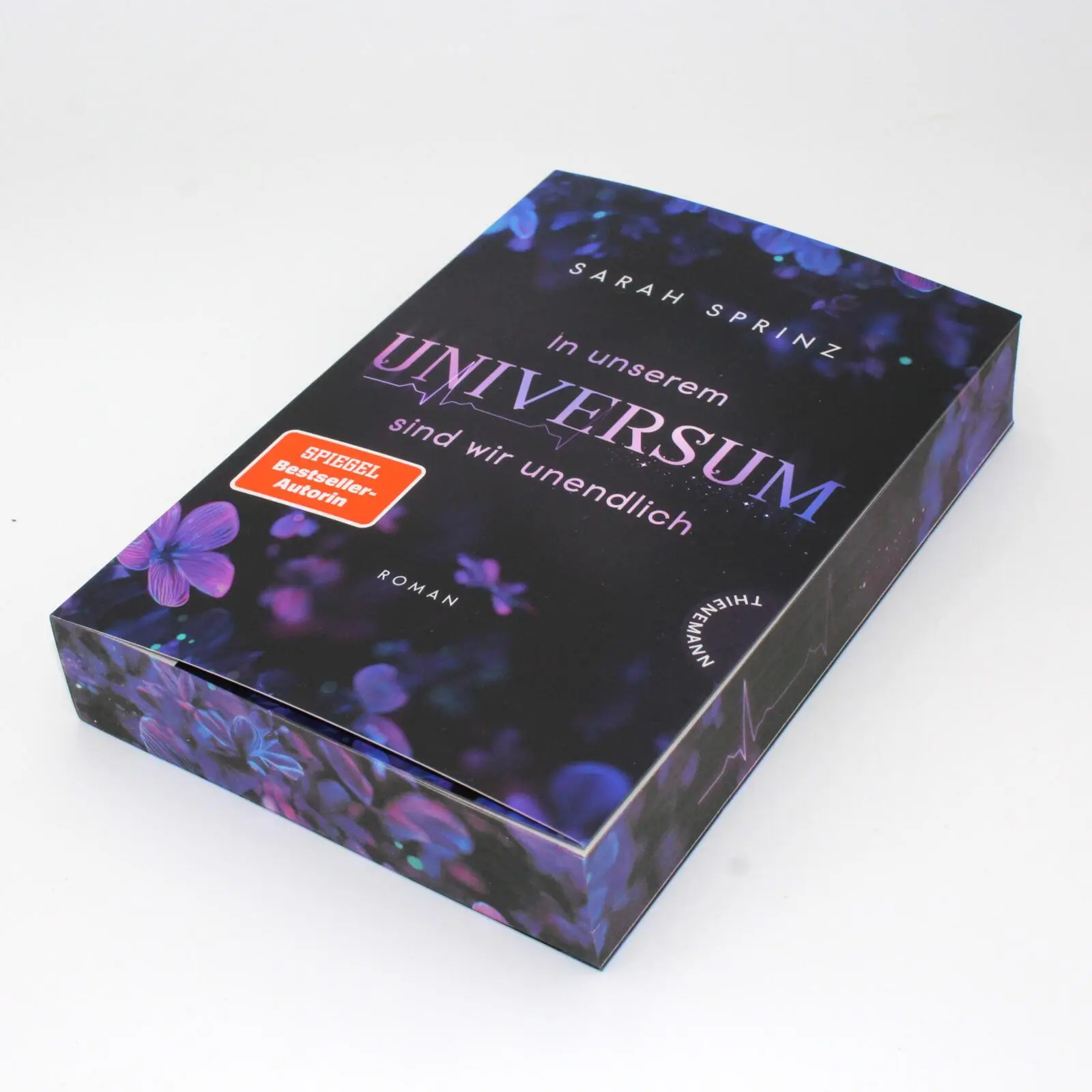 Bild: 9783522204125 | In unserem Universum sind wir unendlich | Sarah Sprinz | Taschenbuch