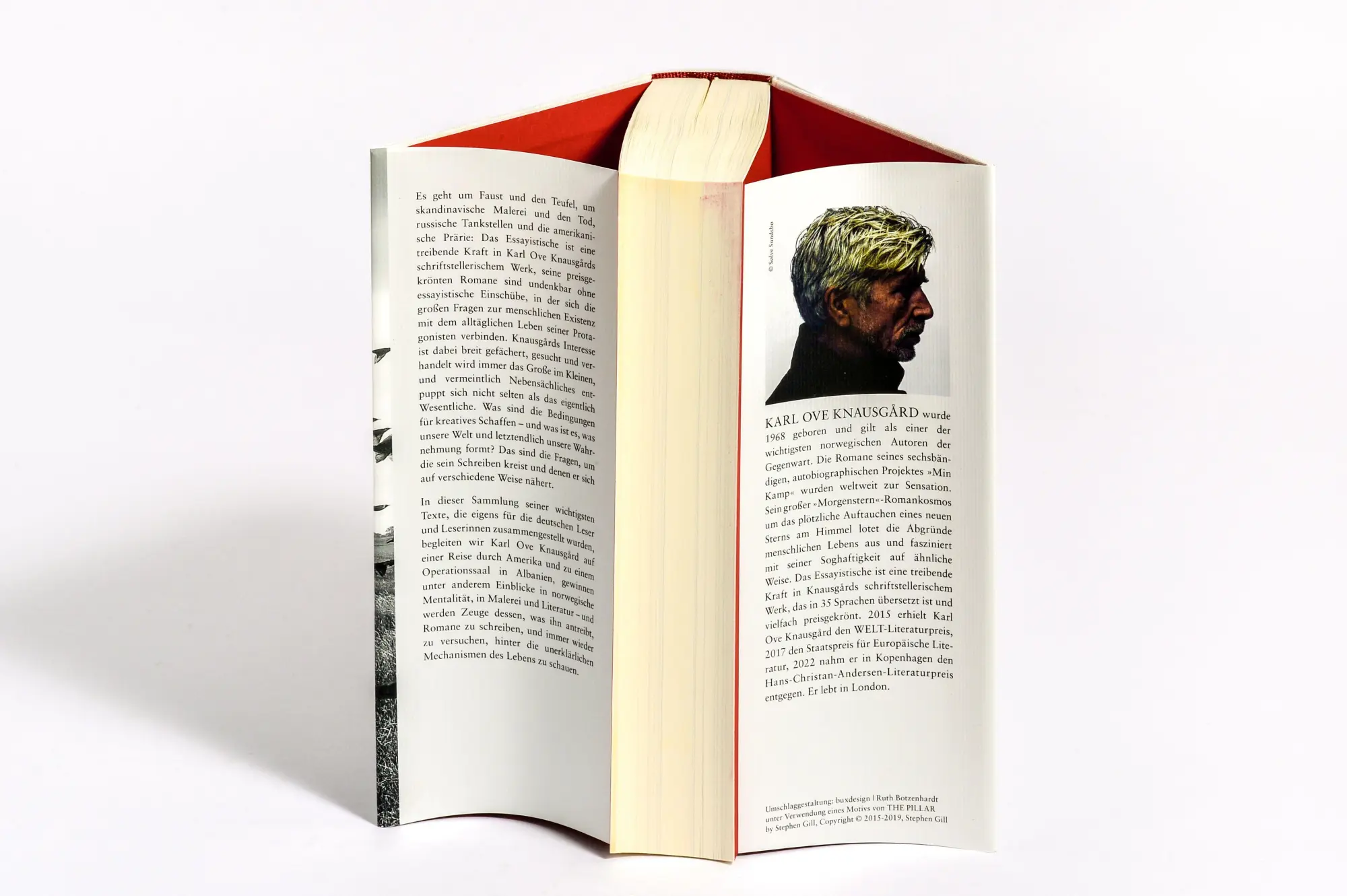 Bild: 9783630878225 | Im Augenblick | Reisen. Essays. Reportagen. | Karl Ove Knausgård
