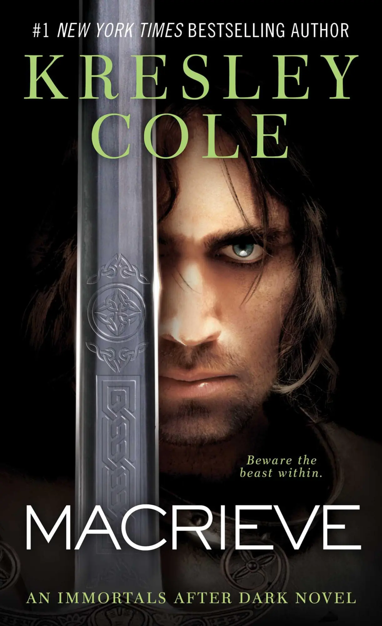 Cover: 9781451649925 | Macrieve | Kresley Cole | Taschenbuch | Kartoniert / Broschiert | 2013