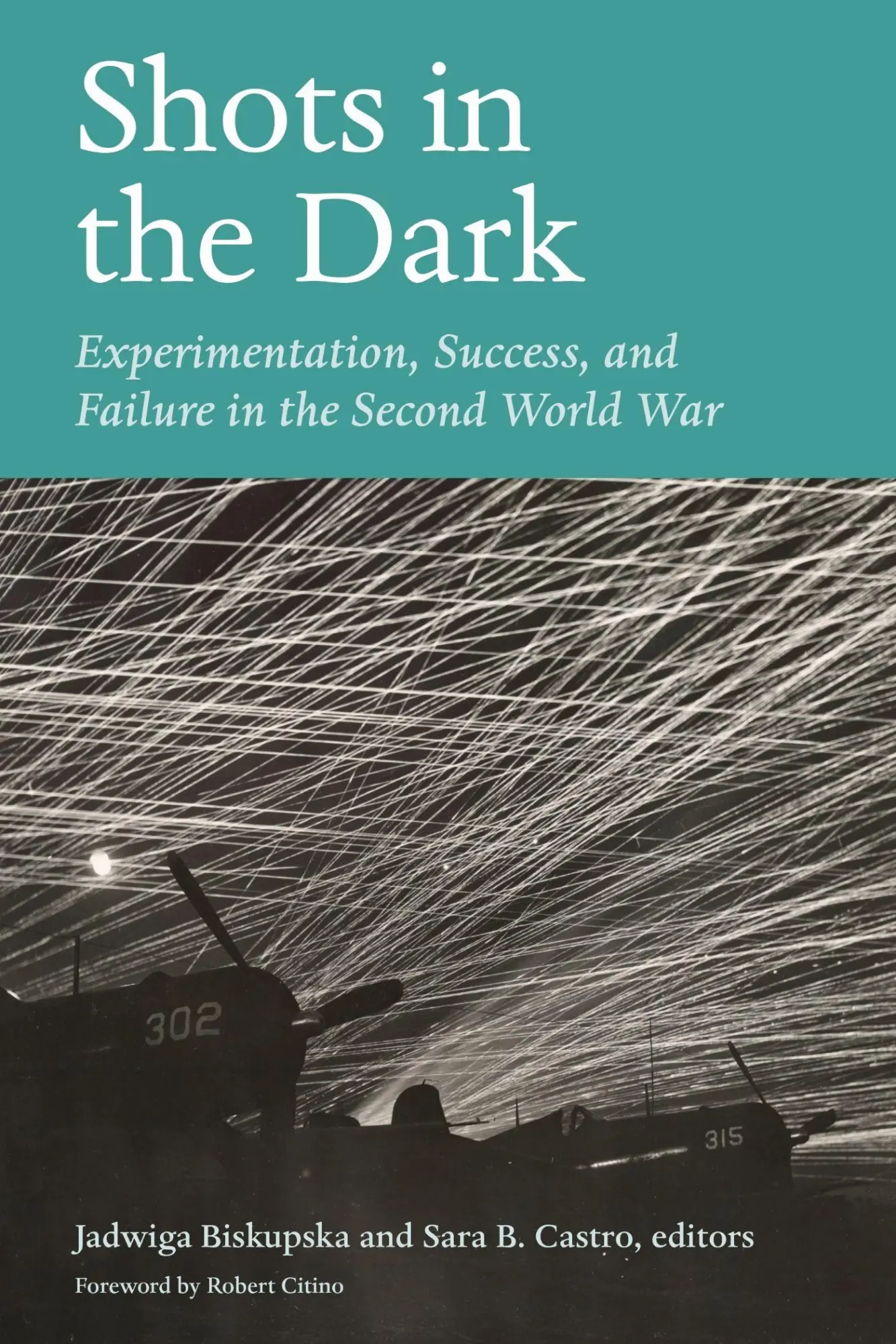 Cover: 9781531512026 | Shots in the Dark | Jadwiga Biskupska (u. a.) | Taschenbuch | Englisch