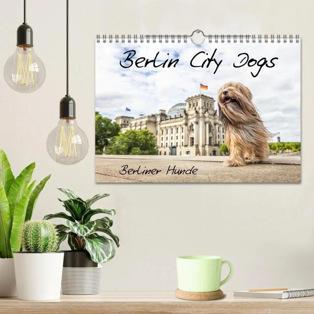 Bild: 9783457183526 | Berlin City Dogs - Berliner Hunde (Wandkalender 2025 DIN A4 quer),...
