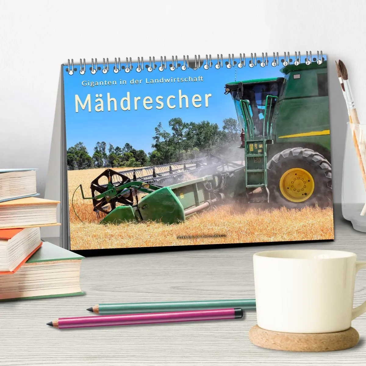 Bild: 9783457935026 | Giganten in der Landwirtschaft - Mähdrescher (Tischkalender 2026...