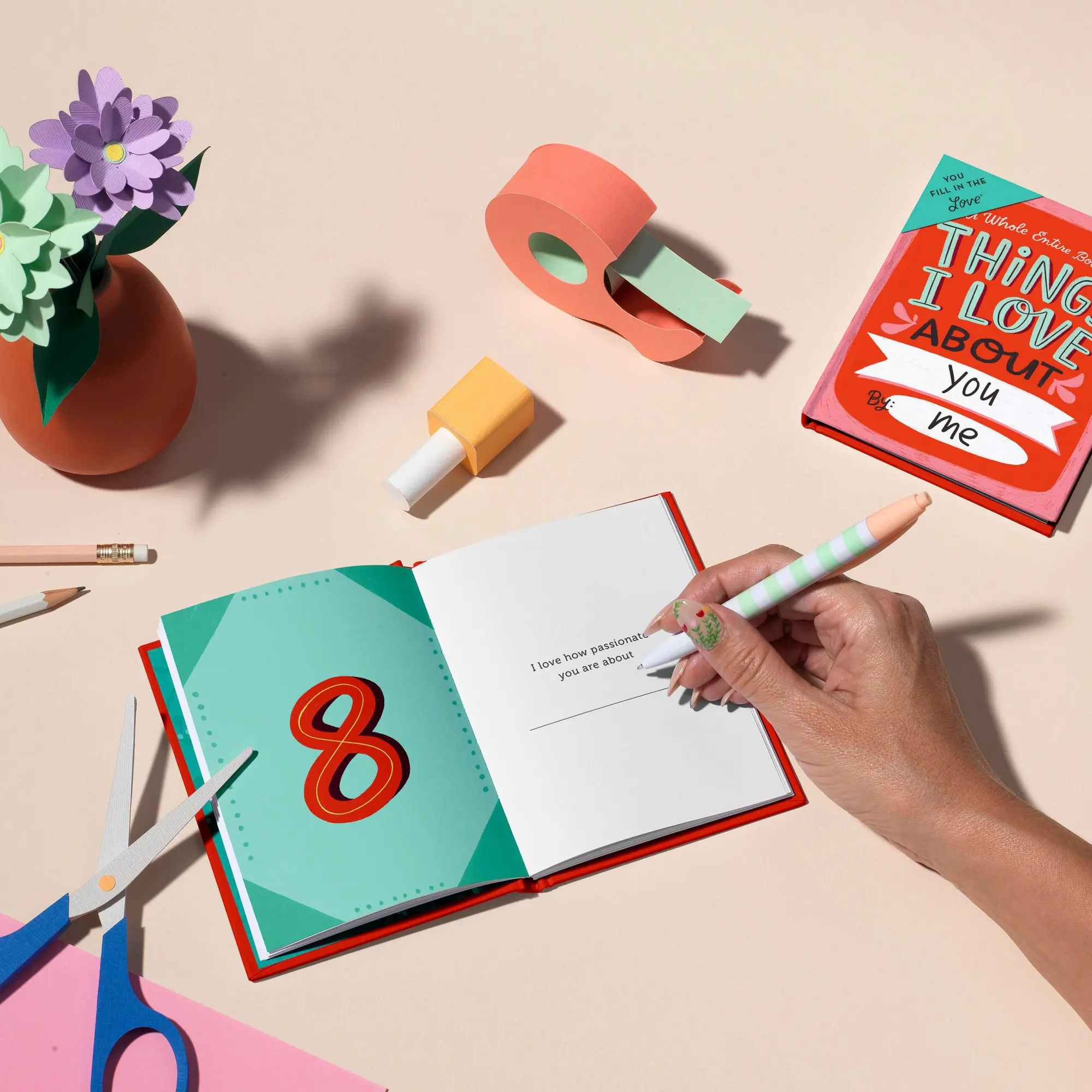 Bild: 9781642445626 | Em &amp; Friends About You Fill in the Love Book | Em &amp; Friends | Buch