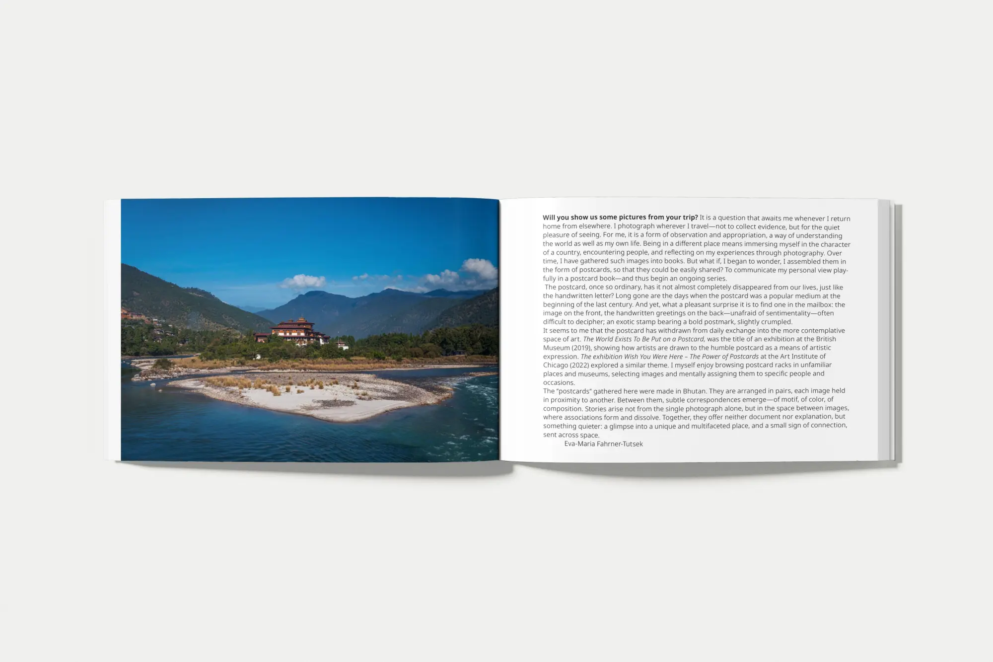 Bild: 9783777448626 | THE MONK AND THE TIGER. Postcards from Bhutan | Fahrner-Tutsek | Buch