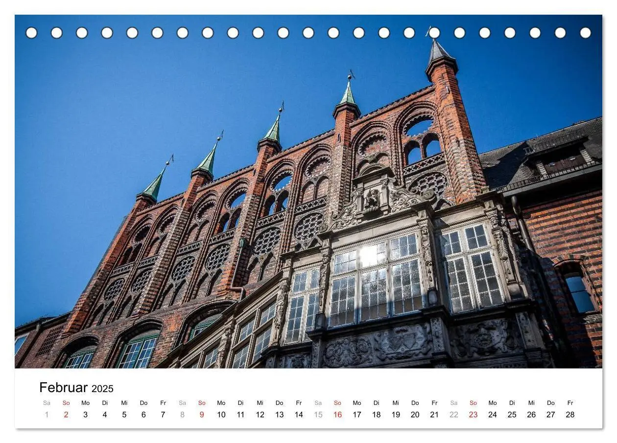 Bild: 9783435572427 | Lübeck - Das Tor zur Ostsee (Tischkalender 2025 DIN A5 quer),...
