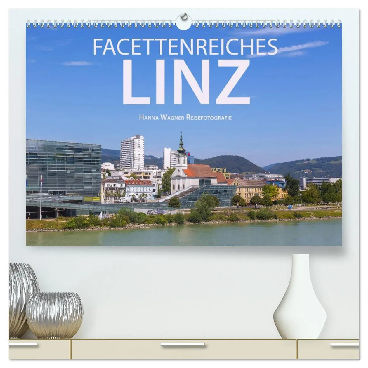Cover: 9783457713327 | Facettenreiches Linz (hochwertiger Premium Wandkalender 2026 DIN A2...