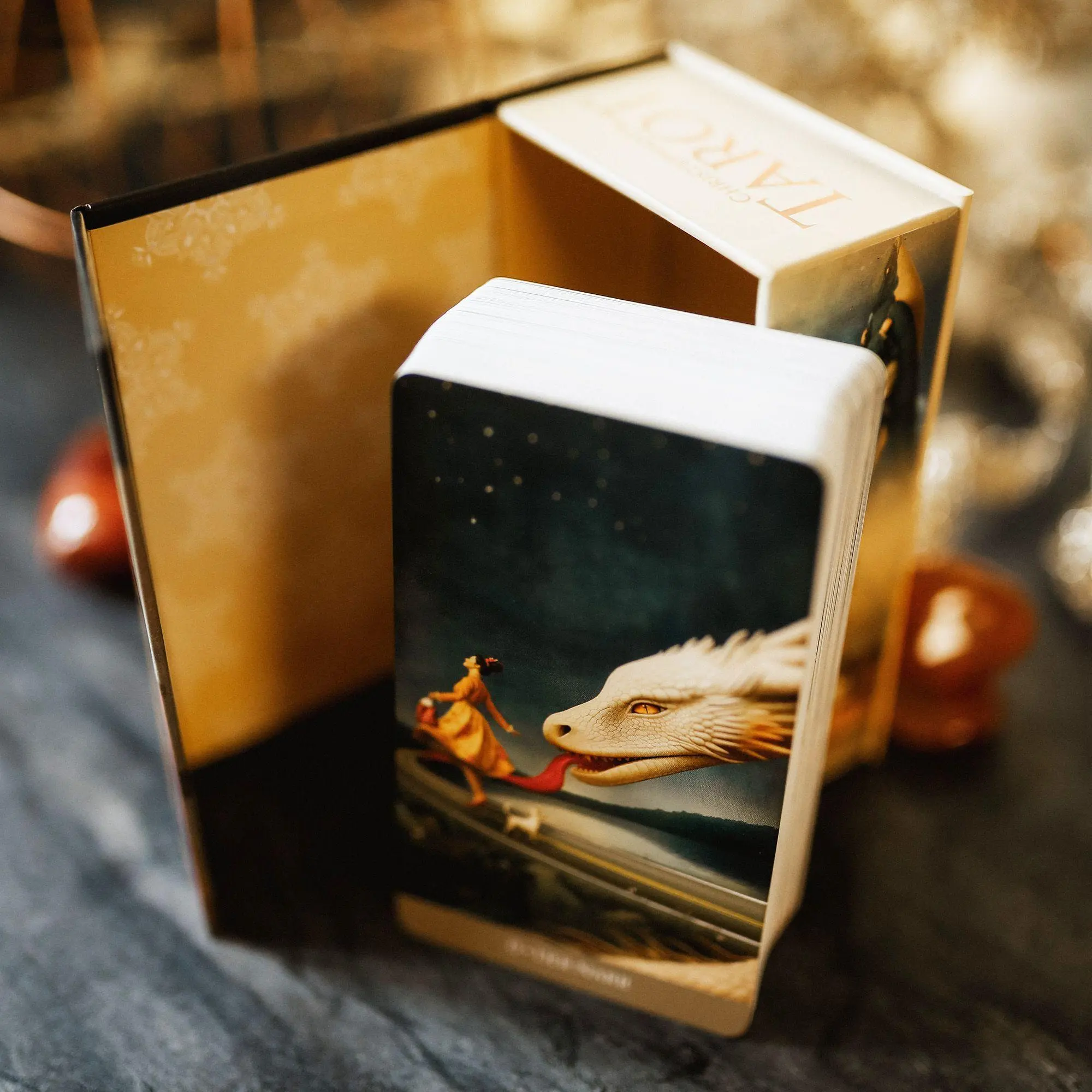 Bild: 9783868265927 | Christephania Tarot - 78 farbige Tarotkarten und ein 176-seitiges...