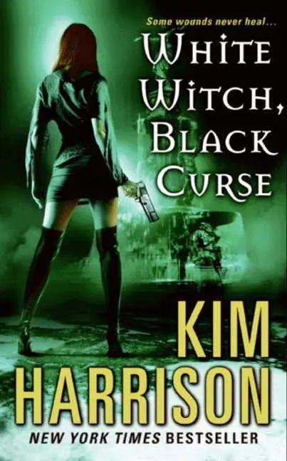 Cover: 9780061138027 | White Witch, Black Curse | Kim Harrison | Taschenbuch | 564 S. | 2009