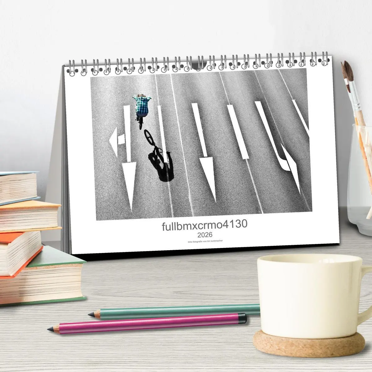 Bild: 9783516018127 | fullbmxcrmo4130 - bmx fotografie von tim korbmacher (Tischkalender...