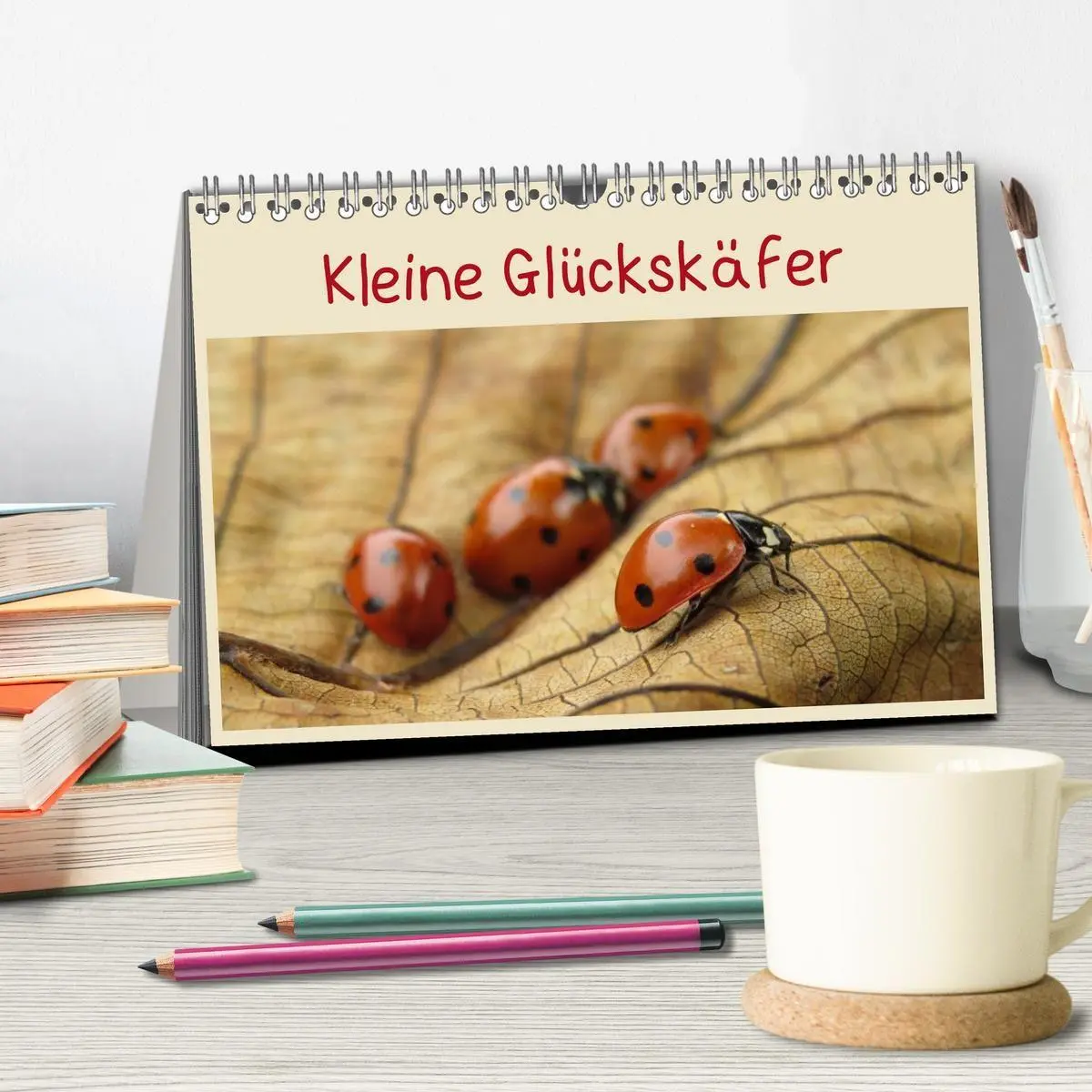Bild: 9783594138427 | Kleine Glückskäfer (Tischkalender 2027 DIN A5 quer), CALVENDO...