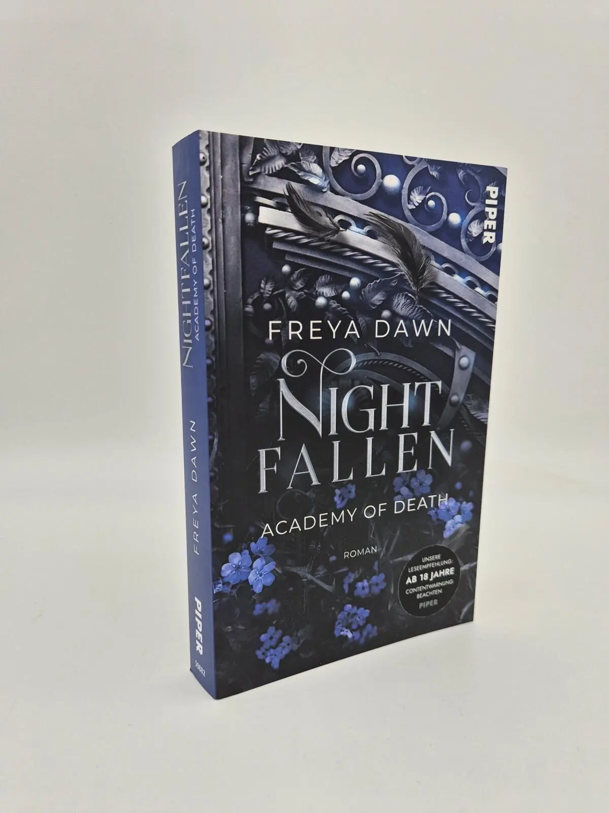 Bild: 9783492508827 | Nightfallen - Academy of Death | Freya Dawn | Taschenbuch | 300 S.