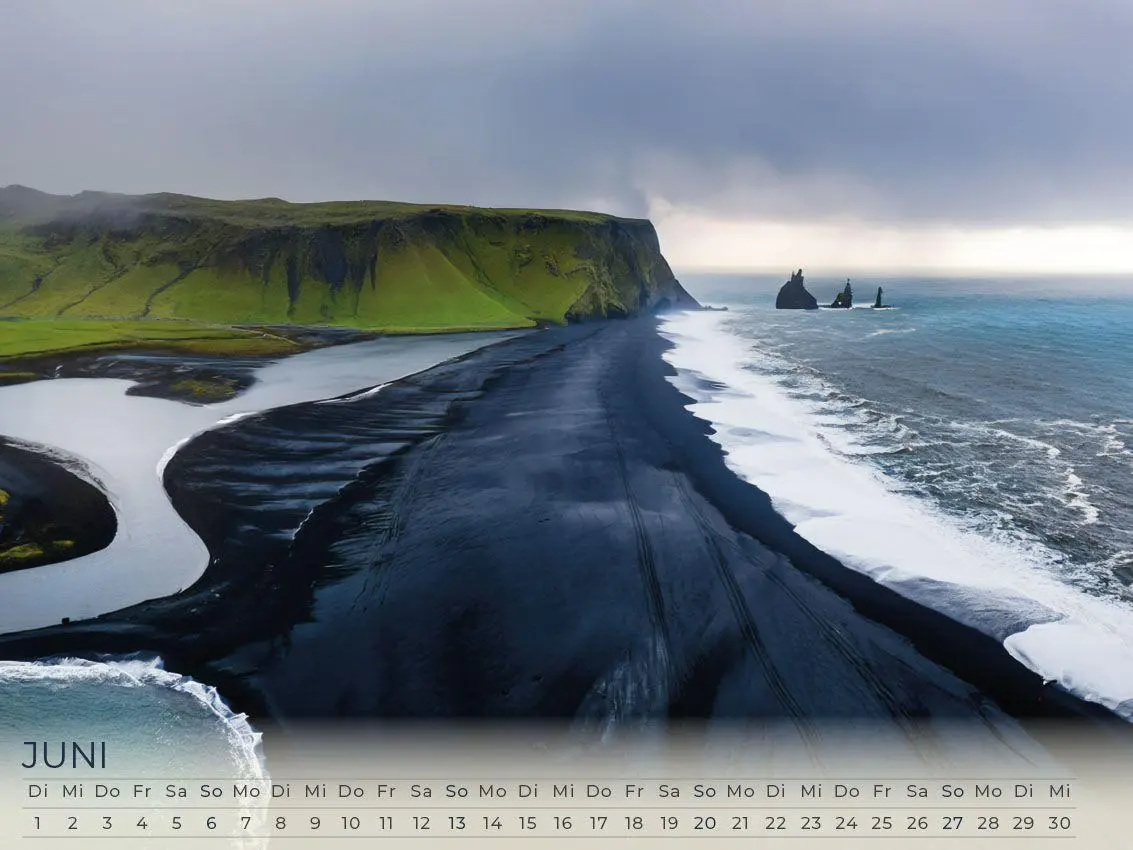 Bild: 9783693570128 | Traum von Island Kalender 2027 | Susanne Pommer (u. a.) | Kalender