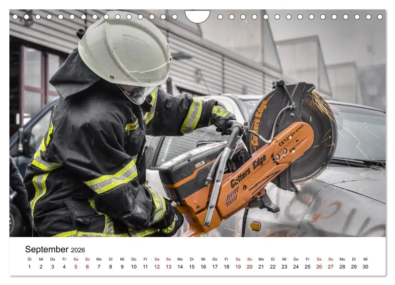 Bild: 9783457690628 | FEUERWEHR IM EINSATZ (Wandkalender 2026 DIN A4 quer), CALVENDO...