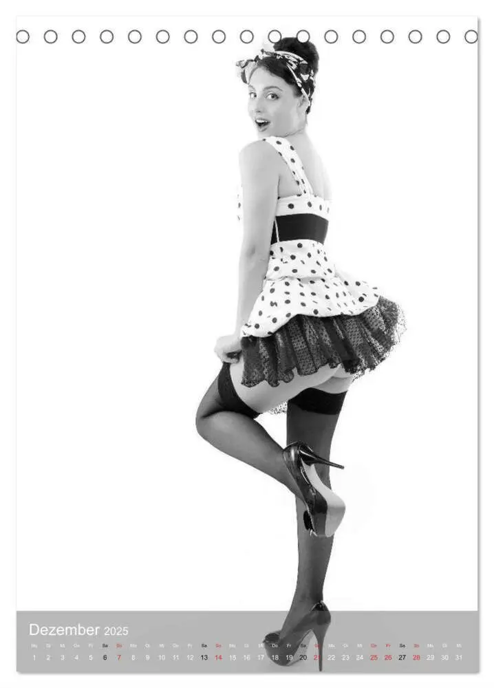 Bild: 9783457050828 | Sexy Pin-up Girls in schwarz-weiß (Tischkalender 2025 DIN A5 hoch),...