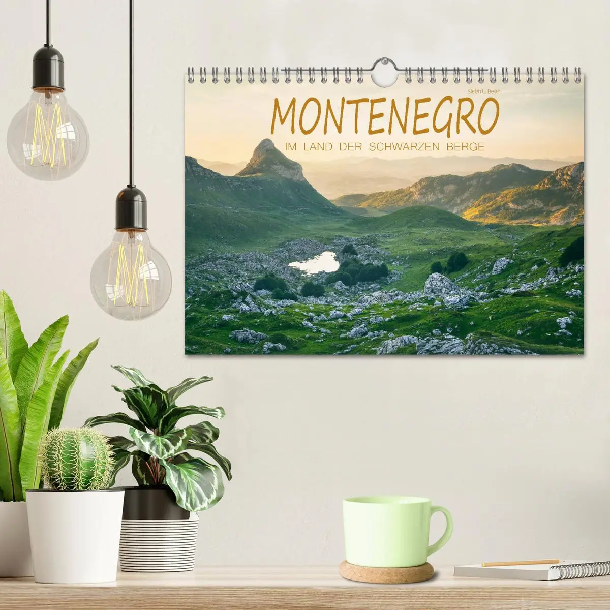 Bild: 9783457931028 | Montenegro - Im Land der schwarzen Berge (Wandkalender 2026 DIN A4...