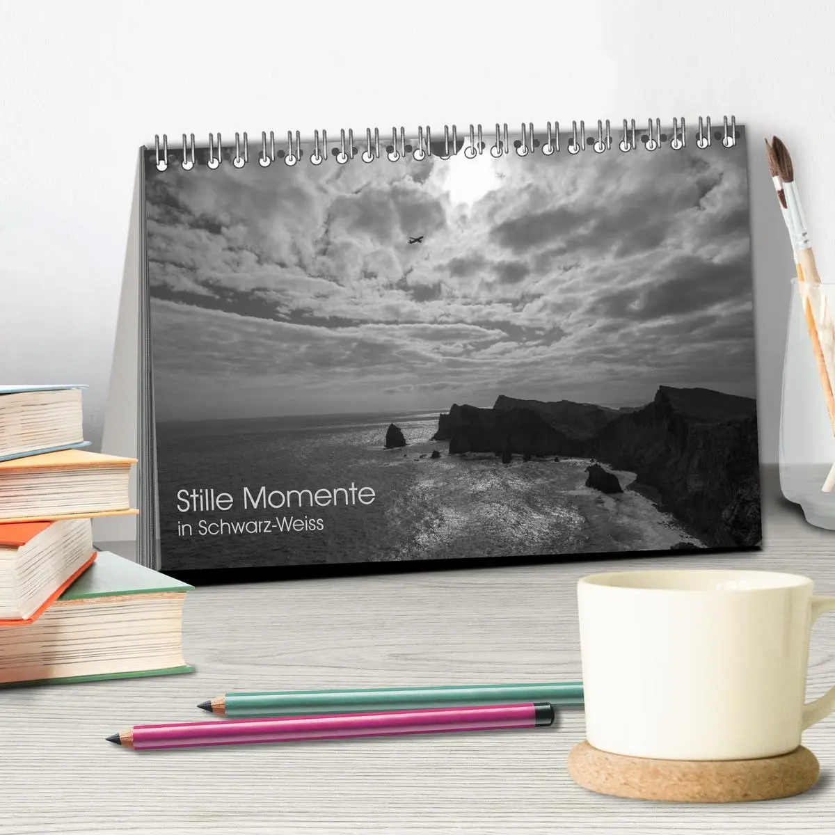 Bild: 9783516181128 | Stille Momente in Schwarz-Weiss (Tischkalender 2026 DIN A5 quer),...