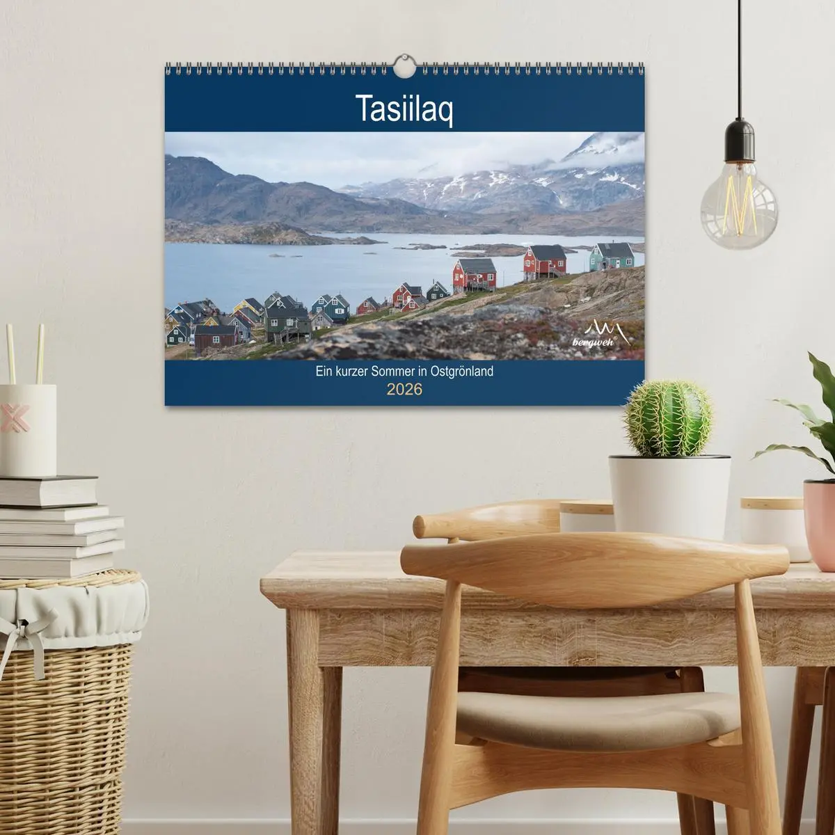 Bild: 9783457911228 | Tasiilaq - Ein kurzer Sommer in Ostgrönland (Wandkalender 2026 DIN...