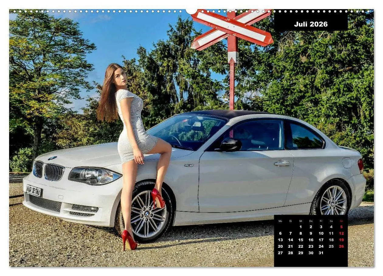 Bild: 9783516082128 | Kurven - Fieber - Modelle und Autos (Wandkalender 2026 DIN A2...