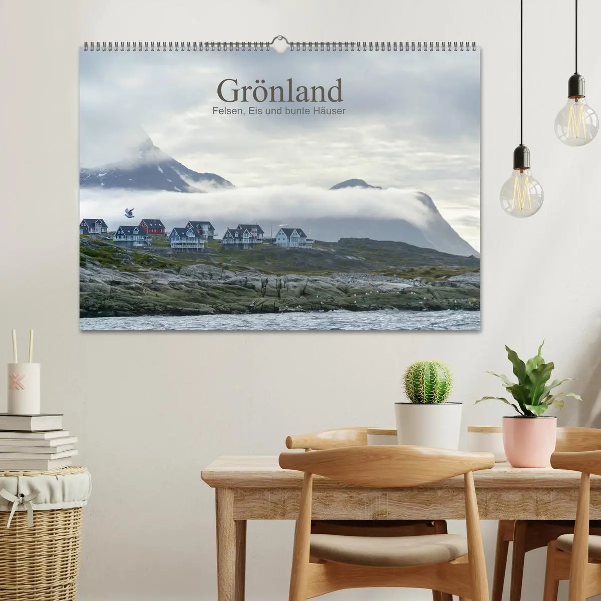 Bild: 9783457804728 | Grönland - Felsen, Eis und bunte Häuser (Wandkalender 2026 DIN A2...