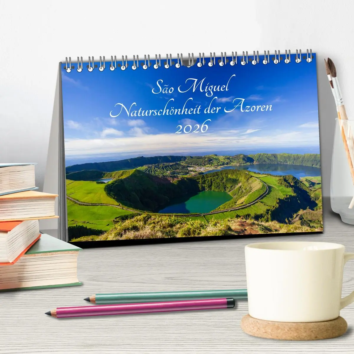 Bild: 9783457845028 | São Miguel - Naturschönheit der Azoren (Tischkalender 2026 DIN A5...