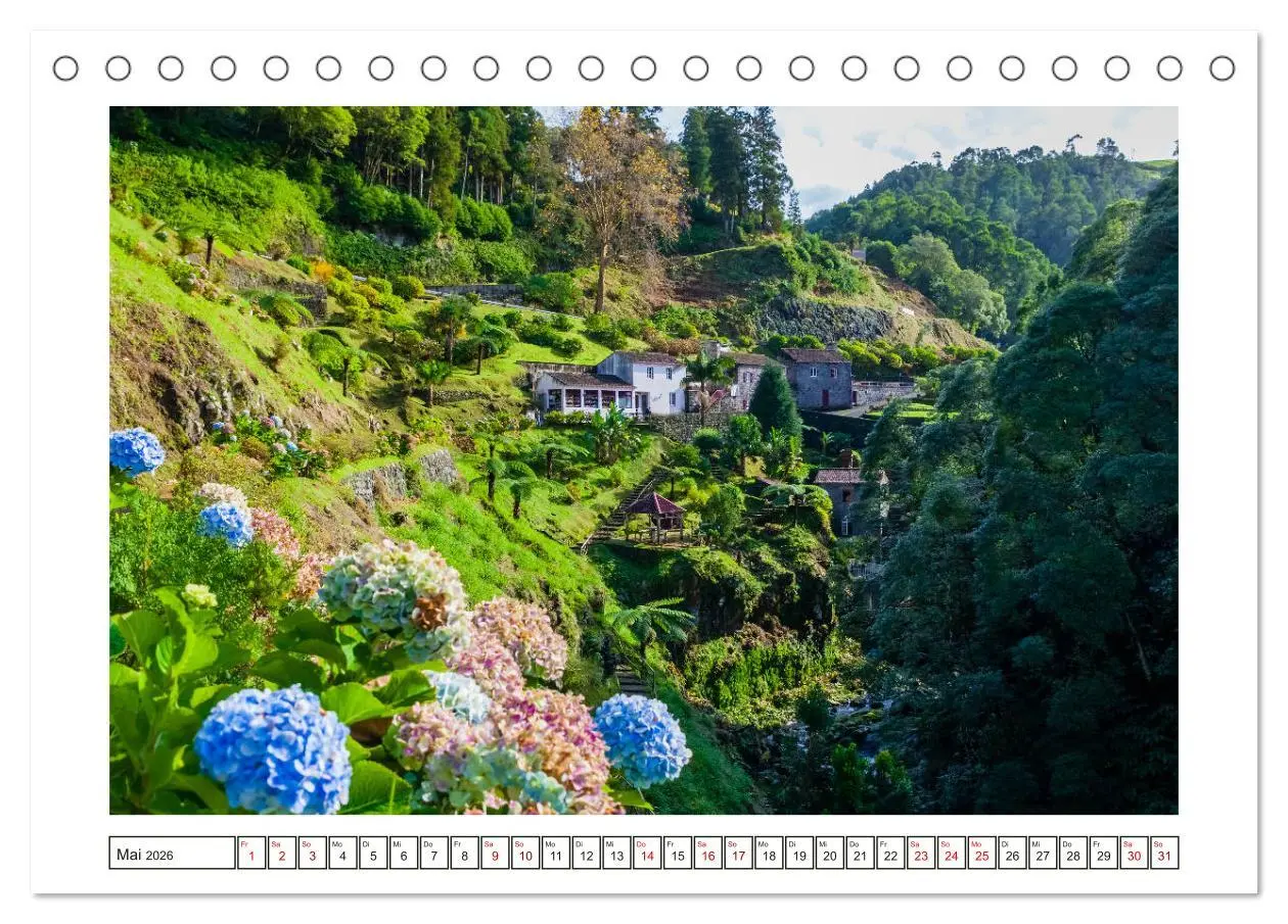 Bild: 9783457845028 | São Miguel - Naturschönheit der Azoren (Tischkalender 2026 DIN A5...