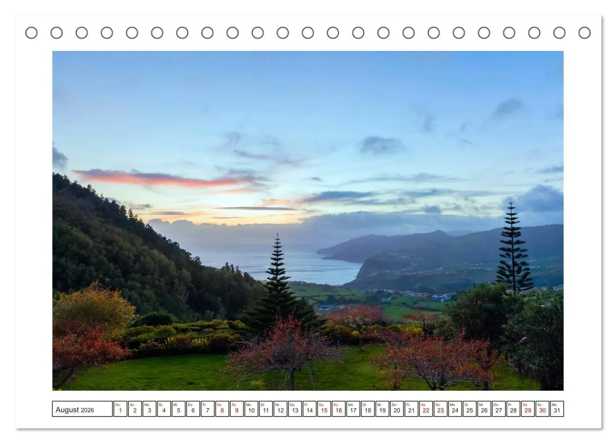 Bild: 9783457845028 | São Miguel - Naturschönheit der Azoren (Tischkalender 2026 DIN A5...